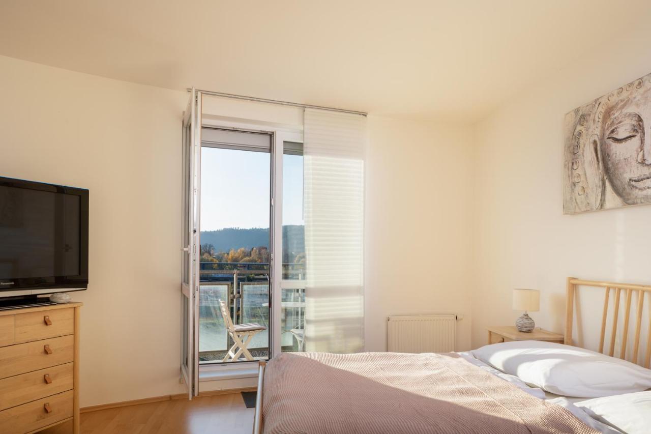 Sunny Apartment In Modrany By Prague Days المظهر الخارجي الصورة